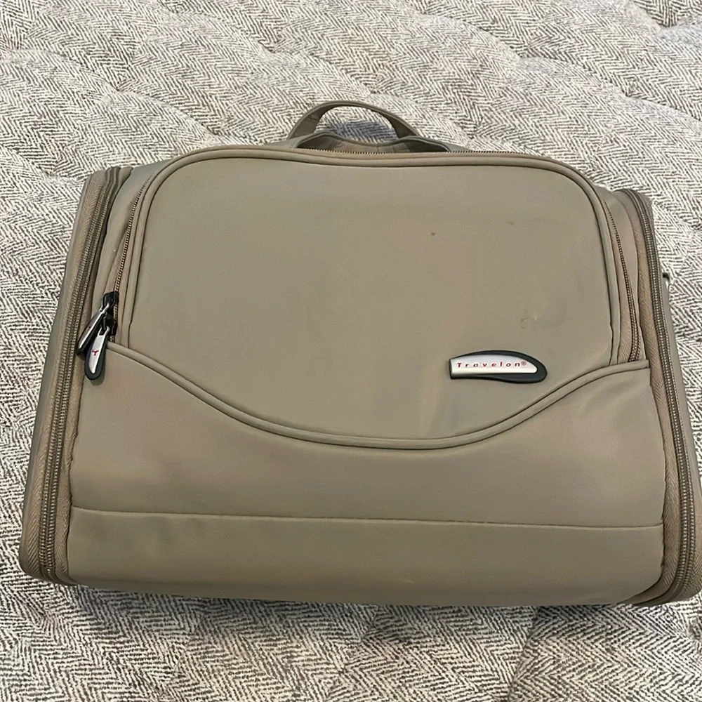 Travelon baby/kids travel bag